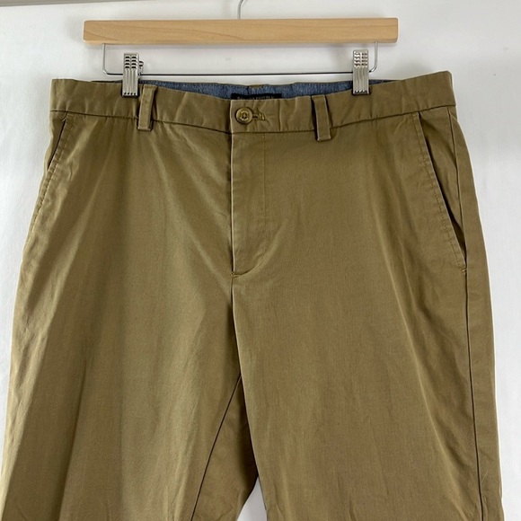 Banana Republic Factory Khaki Men's Chinos - Picture 1 of 9